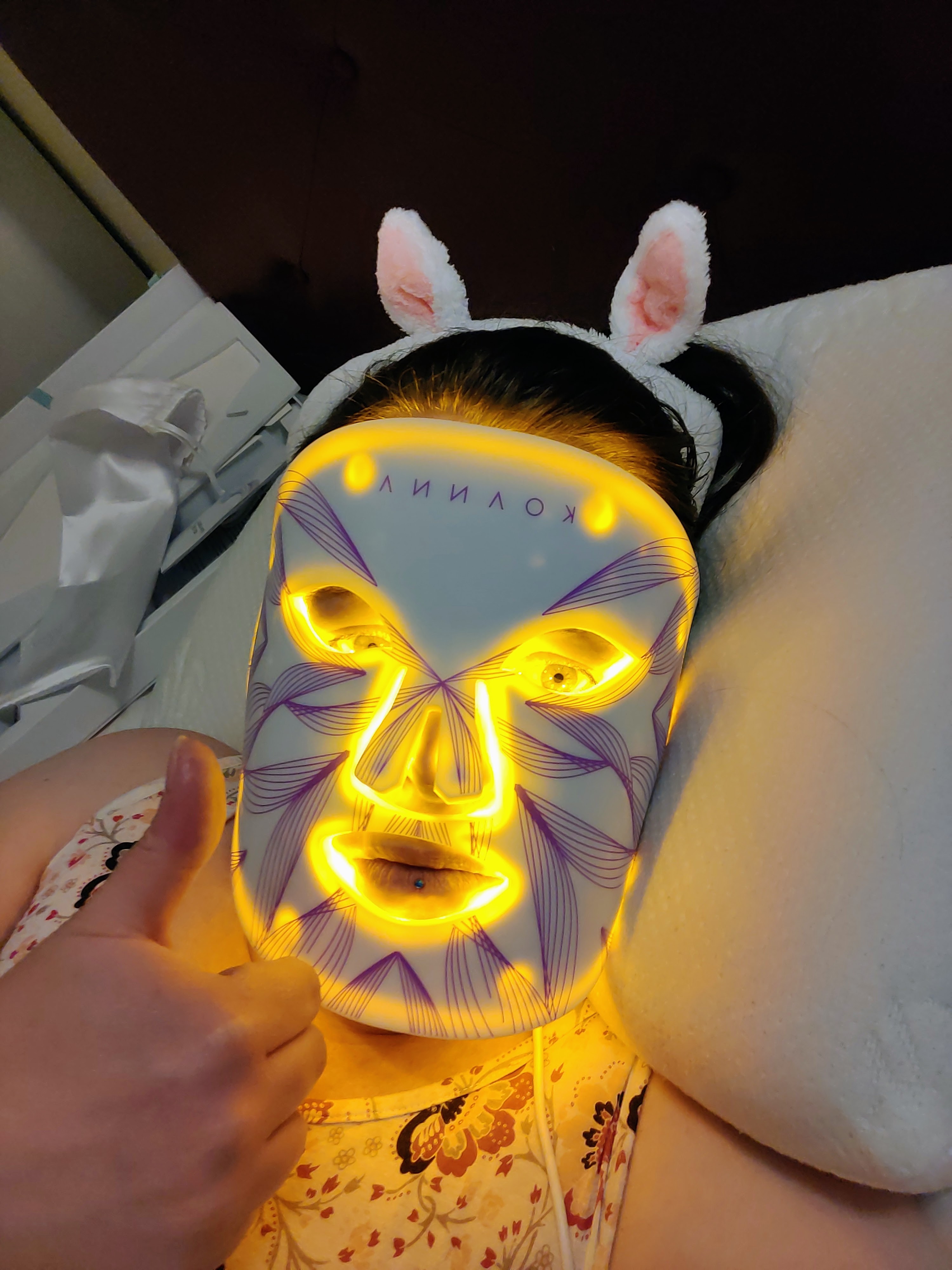 LED Lichttherapie-Maske von Koanna - Benutzung Bild 3