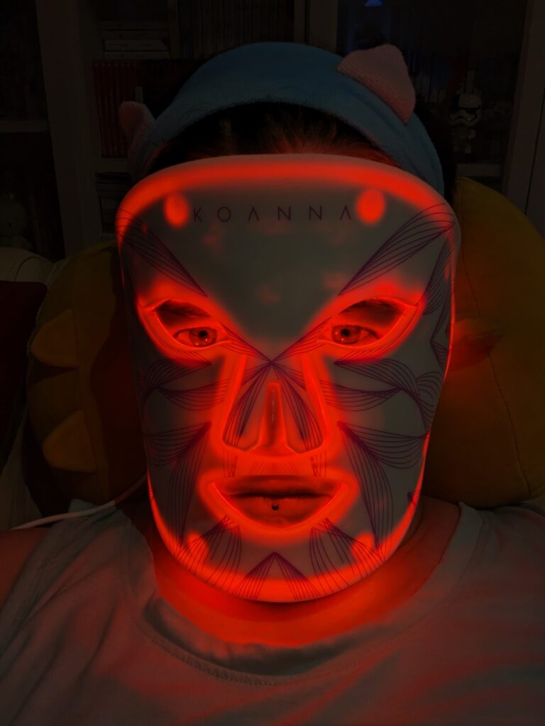 LED Lichttherapie-Maske von Koanna - Benutzung Bild 7