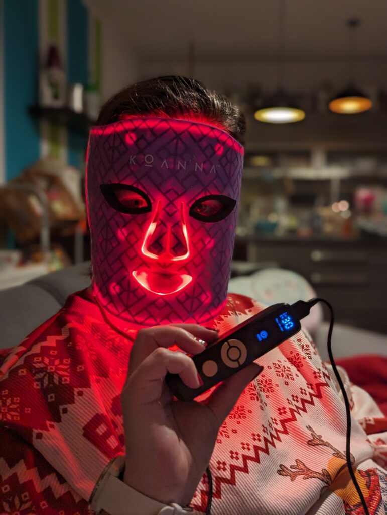 Neue LED Lichttherapie-Maske von Koanna - Benutzung Bild 7